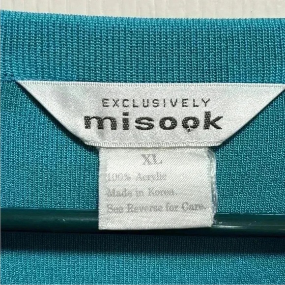 Exclusively Misook Blue Cowl Neck Short Sleeve Top Shirt Shoulder Pads Sz XL - Picture 9 of 10